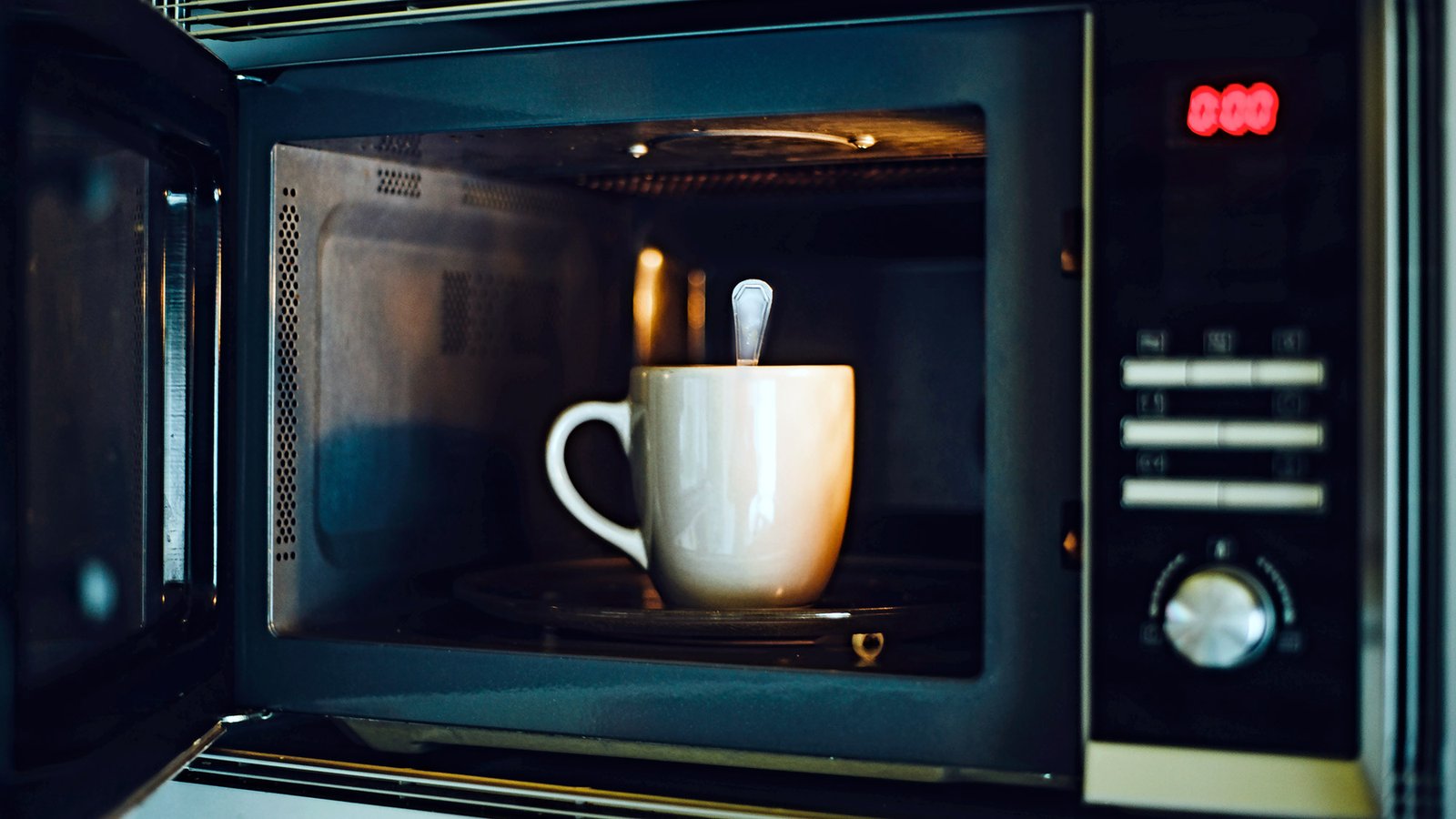 Why Does Metal Spark In Microwave